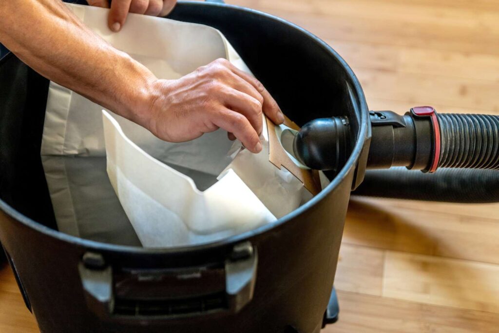 how to use a wet dry vac for water